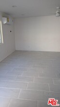 416 E 101st St in Los Angeles, CA - Building Photo - Building Photo