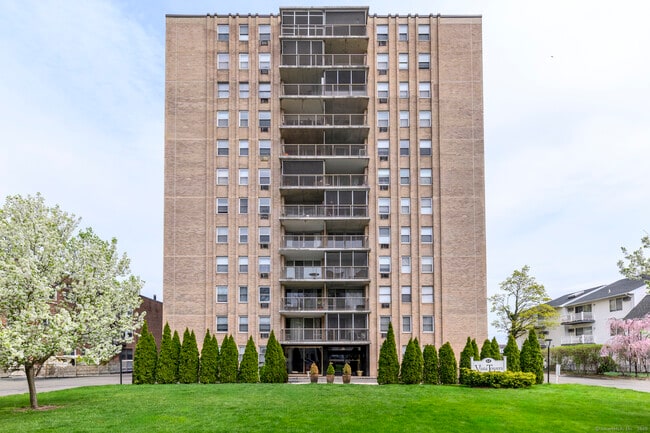 property at 65 Glenbrook Rd