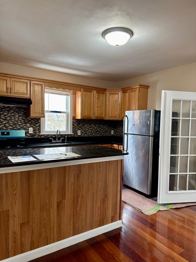 14 School St, Unit B