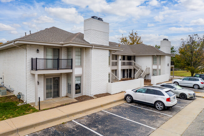 21 Rock Apartments in Wichita, KS - Building Photo - Building Photo