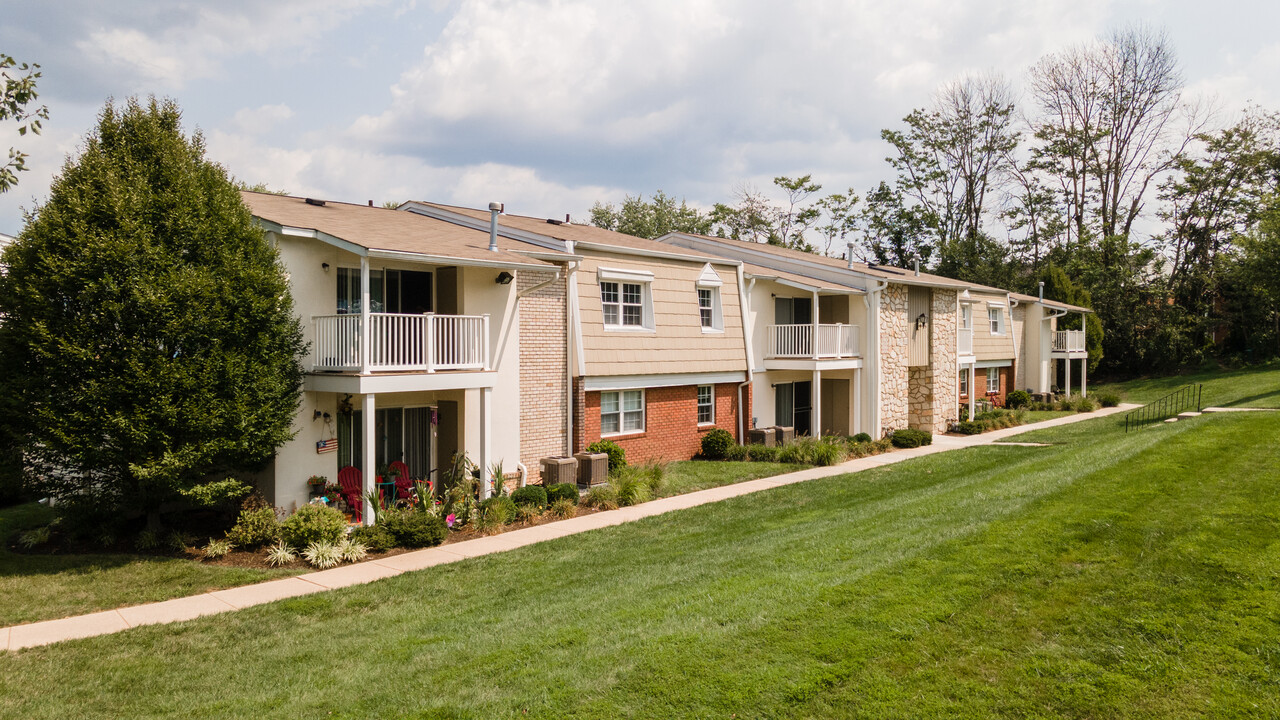 Mill Grove Apartments in Audubon, PA - Foto de edificio