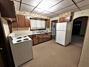 416 E 1st Ave in Mitchell, SD - Building Photo - Building Photo