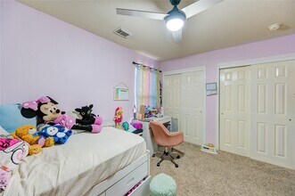 21018 Fox Walk Trail in Humble, TX - Foto de edificio - Building Photo