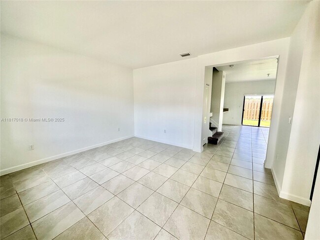 10049 SW 228th Terrace in Cutler Bay, FL - Building Photo - Building Photo