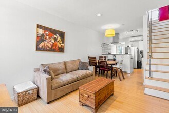 219 Parker St NE in Washington, DC - Building Photo - Building Photo