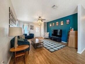 575 Moonwalker Trail in Buda, TX - Building Photo - Building Photo