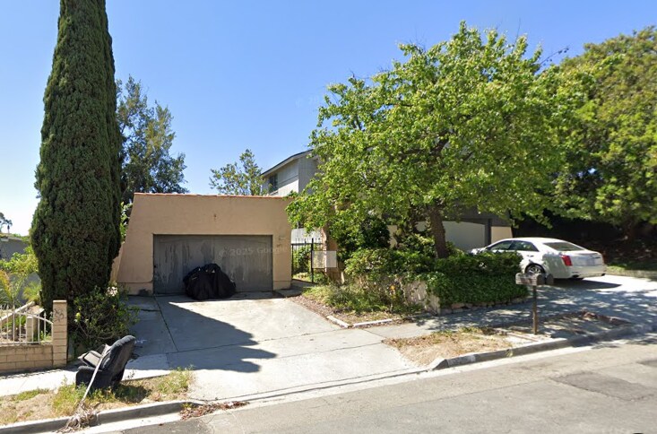 3951 Marvin St in Oceanside, CA - Building Photo