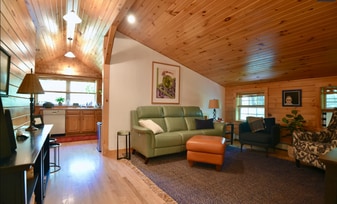 101 King Rd in Saratoga Springs, NY - Building Photo