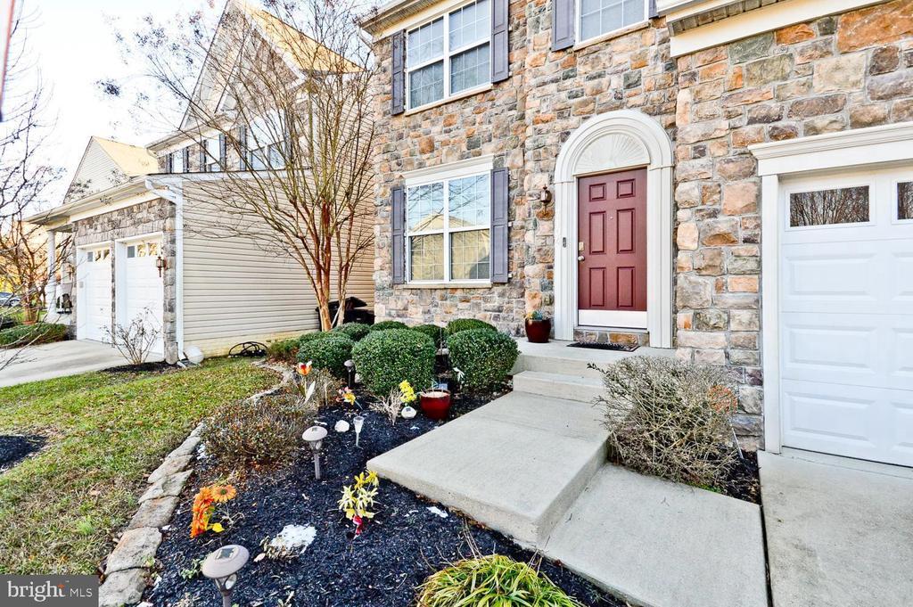 7104 Britens Way in Brandywine, MD - Building Photo