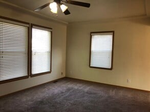 1637 8th St NW in Cedar Rapids, IA - Building Photo - Building Photo