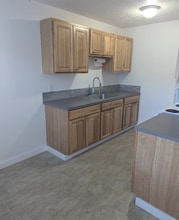 610 Martin Way in Vancouver, WA - Building Photo - Building Photo