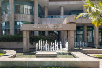 Waikiki Landmark Apartments in Honolulu, HI - Building Photo - Building Photo