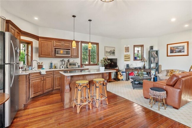 property at 216 Gray Craig Rd