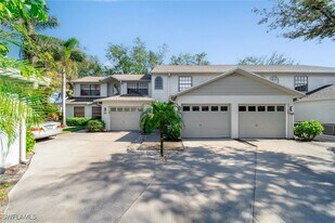 820 Meadowland Dr in Naples, FL - Building Photo