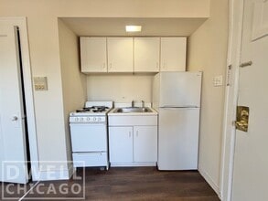 6900 N Lakewood Ave, Unit 1 in Chicago, IL - Building Photo - Building Photo