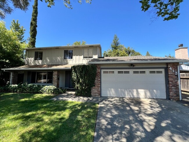 property at 413 Del Oro Ave