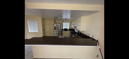 151 E 6th St in Azusa, CA - Building Photo - Building Photo