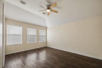 15519 Hickory Dale St in Cypress, TX - Building Photo - Building Photo