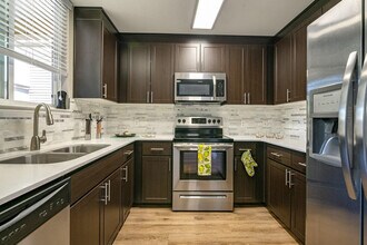 1700 Botelho Dr in Walnut Creek, CA - Building Photo - Building Photo
