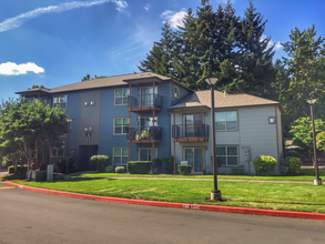 Orchard Glen Apartments in Vancouver, WA - Building Photo - Building Photo