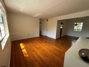 7865 SW 57th Ave, Unit 47C in South Miami, FL - Building Photo - Building Photo