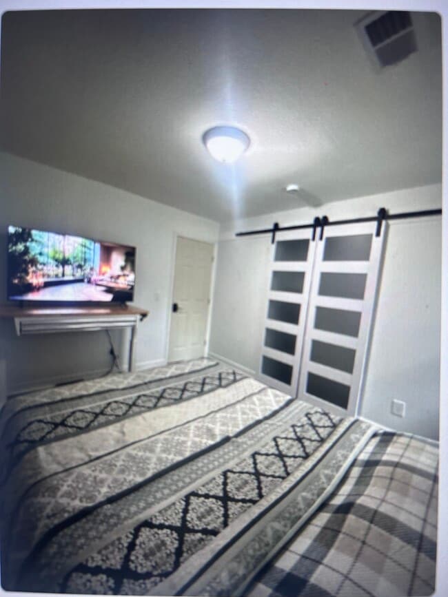 1223 Poplar Ave, Unit B in Nashville, GA - Building Photo - Building Photo