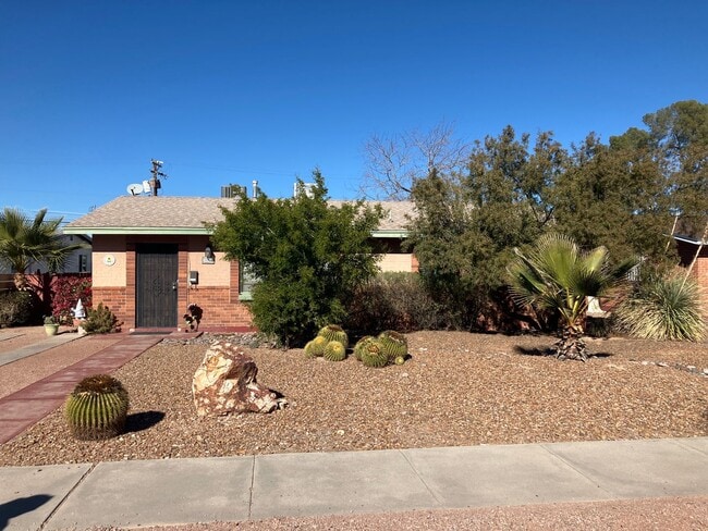 property at 3213 E 2nd St