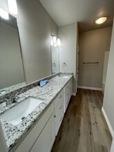 457 Western Hills Dr in Durant, OK - Building Photo - Building Photo