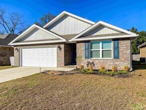 7368 Lakeside Oak Ct in Bellview, FL - Building Photo - Building Photo