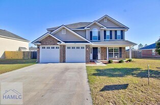 702 Auburn Cv in Hinesville, GA - Building Photo