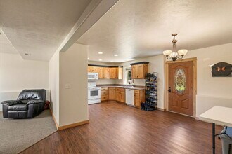 205 Water St in Sheridan, MT - Building Photo - Building Photo