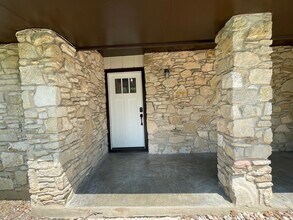 8834 Sleepy St in Converse, TX - Building Photo - Building Photo