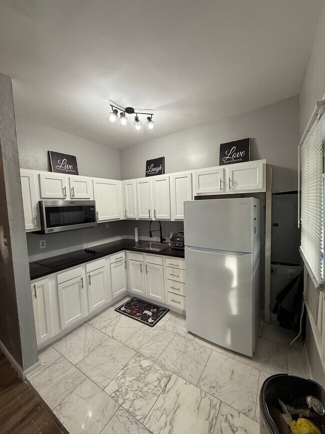 824 Lincoln St in Portsmouth, VA - Building Photo - Building Photo