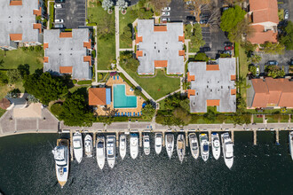 Mariner Village in Miami, FL - Building Photo - Building Photo