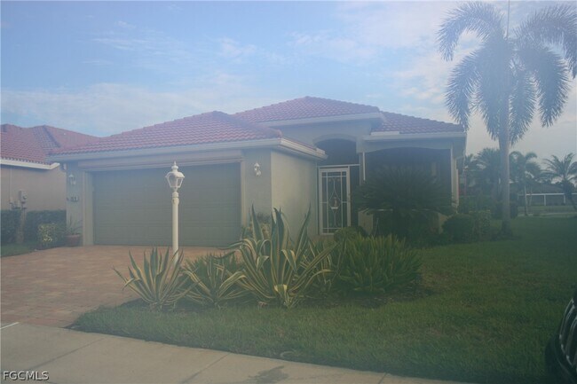 20719 KAIDON Ln in North Fort Myers, FL - Building Photo - Building Photo