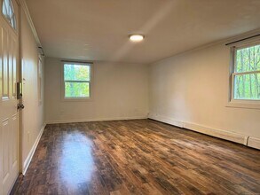 10 Tiffany St, Unit 1103 in Brooklyn, CT - Building Photo - Building Photo