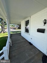 683 Knowles Ave in Southampton, PA - Building Photo