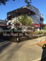 7 E Magnolia St in Stockton, CA - Building Photo