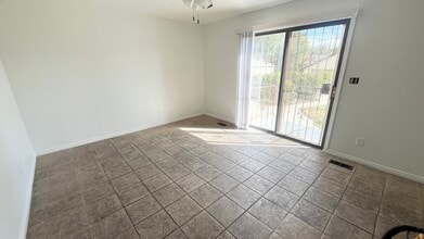 825 W Arapahoe Ave in Salt Lake City, UT - Building Photo - Building Photo
