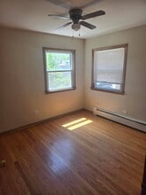 5757 N Elston Ave, Unit 1F in Chicago, IL - Building Photo - Building Photo