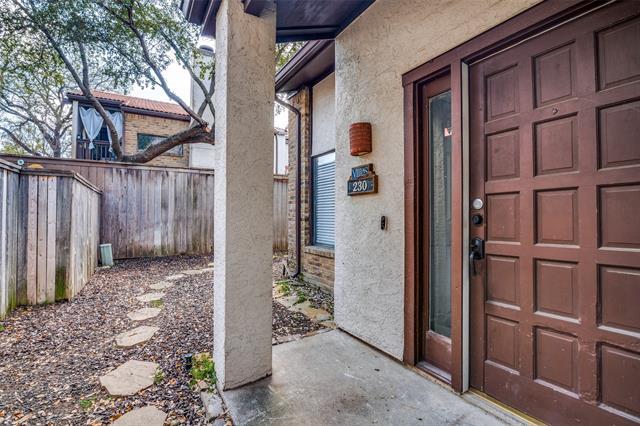 18040 Midway Rd in Dallas, TX - Building Photo - Building Photo