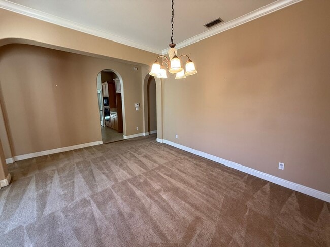 10185 Porto Moniz Way in Elk Grove, CA - Building Photo - Building Photo