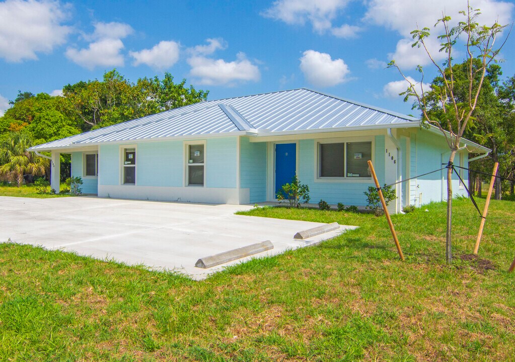 1106 Avenue E in Fort Pierce, FL - Building Photo
