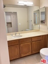 10465 Eastborne Ave in Los Angeles, CA - Building Photo - Building Photo