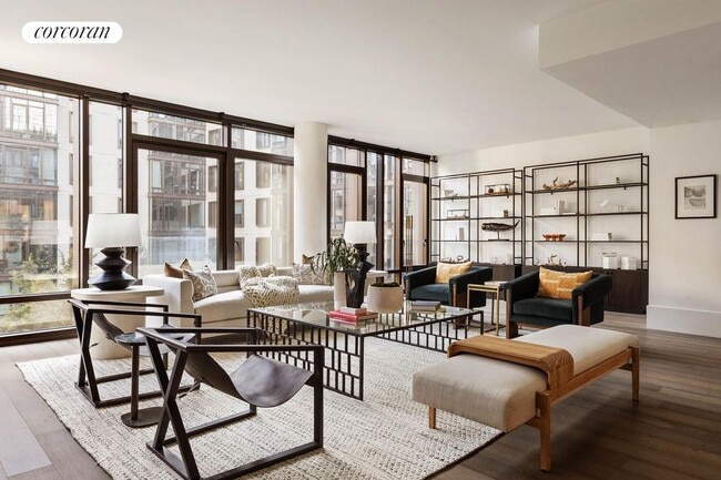 429 Kent Ave in Brooklyn, NY - Foto de edificio - Building Photo