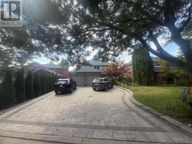 property at 16 Brooklyn Crescent
