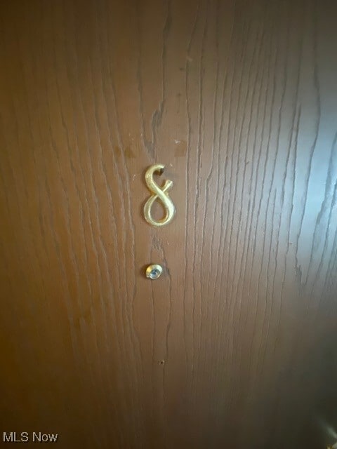 property at 27 Wayne St SE