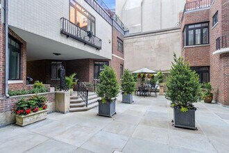 270 Beacon St, Unit G in Boston, MA - Building Photo - Building Photo