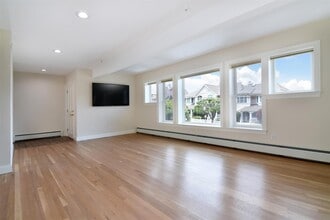 38 Livingston Ave in Dobbs Ferry, NY - Building Photo - Building Photo