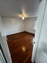 142 Burgundy Hill Ln in Middletown, CT - Building Photo - Building Photo